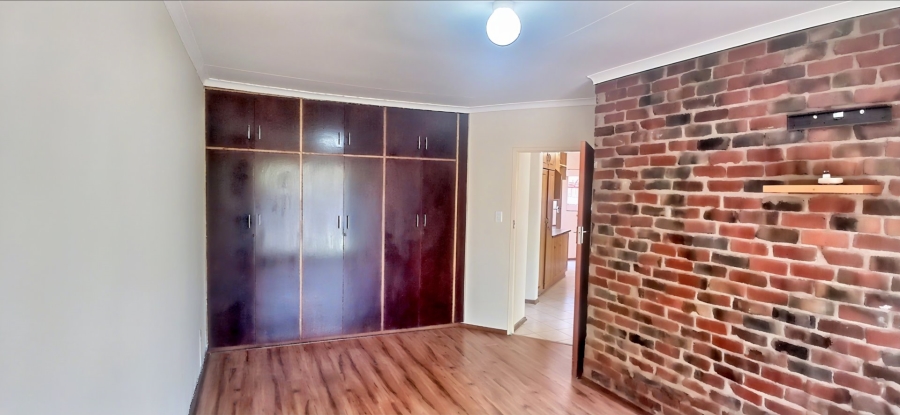 2 Bedroom Property for Sale in Pellissier Free State